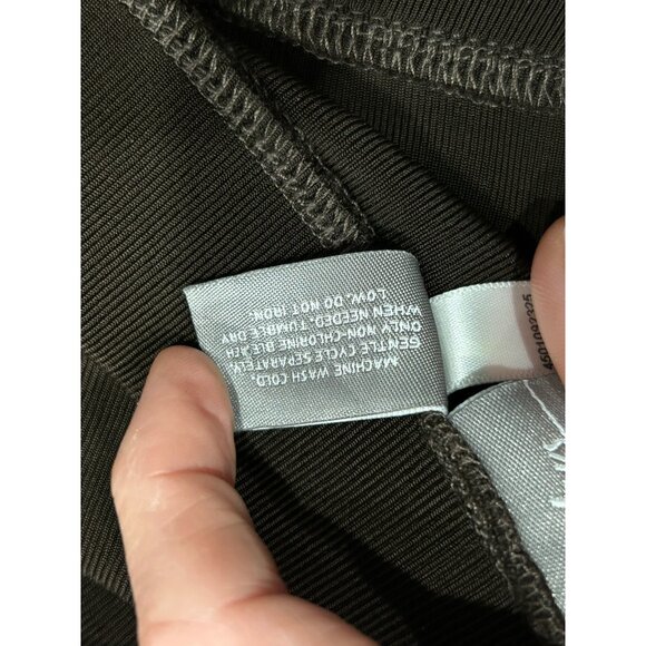 Chicos Travelers Womens Black Pull-On Pants Size Large Short - Picture 7 of 9